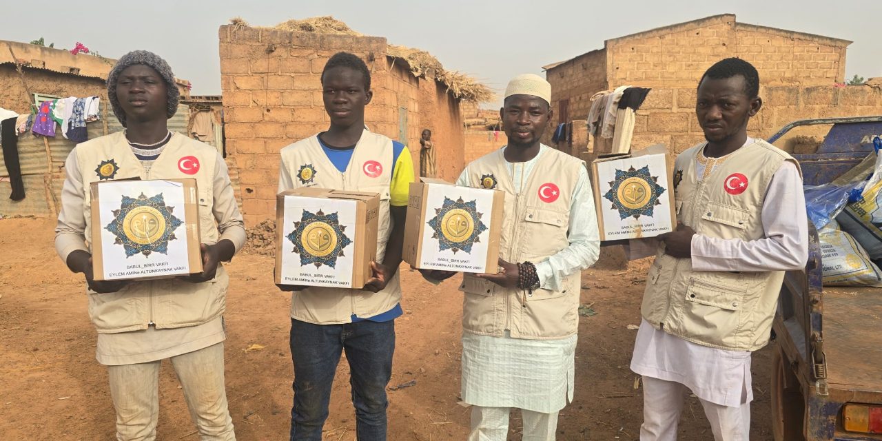Babul-Birr Vakfı, Afrika Burkina Faso’da Ramazan Kumanyası ve Gıda Desteği ile Umut Oluyor